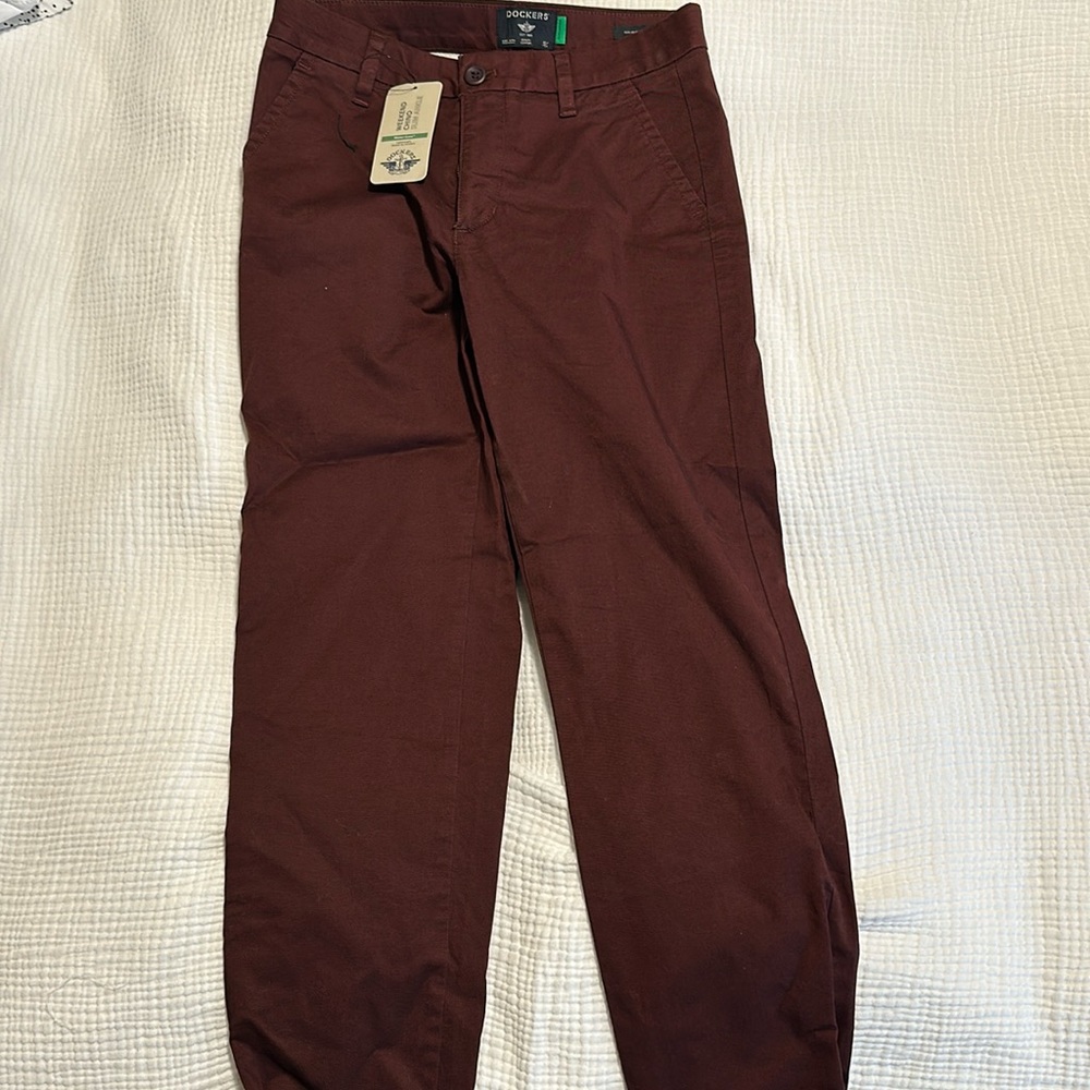 Never worn, new with tags Dockers weekend chino slim ankle cotton hemp pant